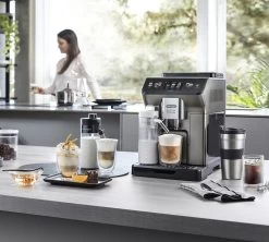DELONGHI Eletta Explore 450.86.T Et Mug To Go - Garantie 5 Ans -Bodum Soldes 5 machine a cafe a grain delonghi eletta explore 45086t