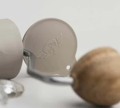 Moulin à Café Manuel COMANDANTE X25 Trailmaster Dune 7 Moulin à Café Manuel COMANDANTE X25 Trailmaster Dune -Bodum Soldes comandante trailmaster 2