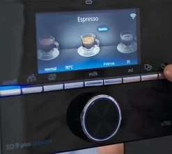 SIEMENS EQ.9+ S700 Home Connect Dark Inox TI9573X5RW Garantie 3 Ans -Bodum Soldes ecran mode barista siemens