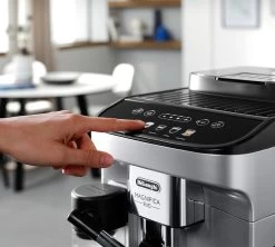 DELONGHI Magnifica EVO FEB 2961.SB LatteCrema Garantie 5 Ans 10 DELONGHI Magnifica EVO FEB 2961.SB LatteCrema Garantie 5 Ans -Bodum Soldes expresso broyeur feb2961sb magnifica evo lateral