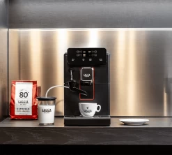 GAGGIA Magenta Milk -Bodum Soldes expresso broyeur magenta milk ambiance