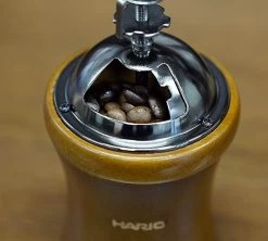 Moulin à Café Manuel HARIO Dome 7 Moulin à Café Manuel HARIO Dome -Bodum Soldes hario dome3