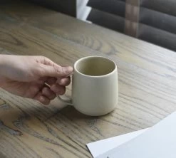 Tasse KINTO Ripple Beige En Procelaine 250 Ml 10 Tasse KINTO Ripple Beige En Procelaine 250 Ml -Bodum Soldes lifestyle beige kinto